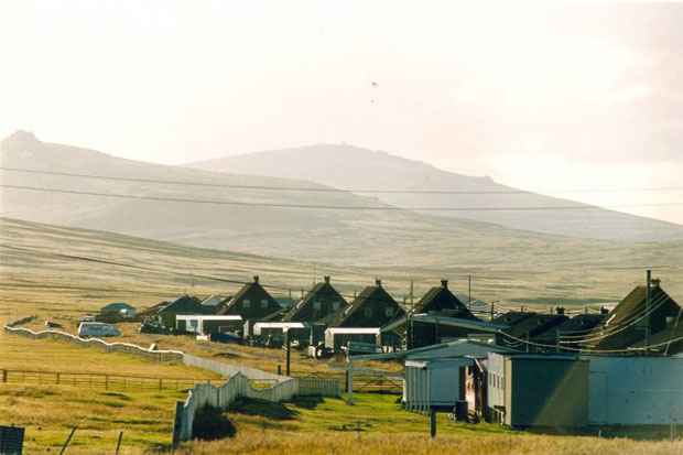 Paisagens bucólicas de Stanley, capital das Ilhas Malvinas