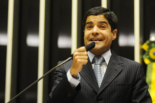 ACM Neto confirmou ontem C&eacute;lia Sacramento (PV) como candidata a vice em sua chapa/Monique Renne/CB/D.A Press/Arquivo