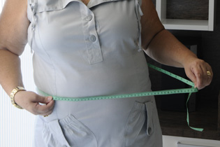 As pessoas que fizeram cirurgia bariátrica devem evitar a ingestão de bebida alcoólica. Foto: Alcione Ferreira/DP/D.A Press/Arquivo () As pessoas que fizeram cirurgia bariátrica devem evitar a ingestão de bebida alcoólica. Foto: Alcione Ferreira/DP/D.A Press/Arquivo/