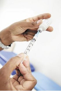 A estimativa é de que 150 milhões de pessoas possam ser vacinadas contra a hepatite B. Foto: Monique Renne/CB/D.A Press
