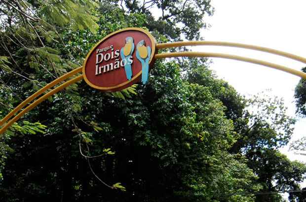 Entrada do Parque Dois Irmãos, cercada pela Mata Atlântica. Foto: Bruna Monteiro/DP/D.A Press