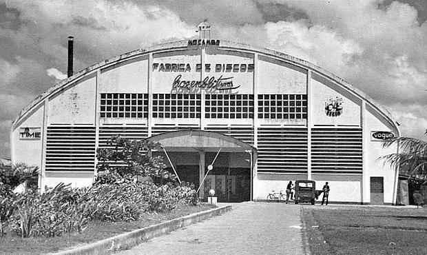 Imagem da fachada da extinta Rozenblit, que era localizada na Estrada dos Remédios, no bairro de Afogados. Foto: Jaqueline Maia/DP/D.A Press/