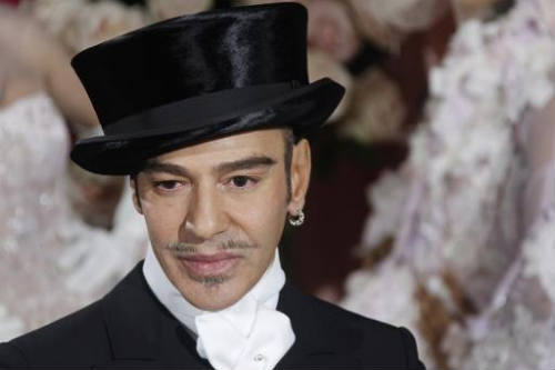 Brit&acirc;nico &eacute; visto em 25 de janeiro de 2010, durante desfile em Paris. Cr&eacute;dito: Fran&ccedil;ois Guillot/AFP/Arquivo/