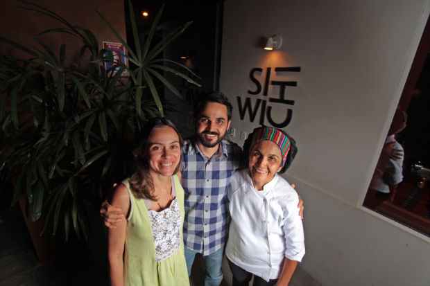 O Siwichi, tocado pela família peruana Bresani, já funciona há um ano no bairro das Graças. Foto: Roberto Ramos/DP/D. A Press