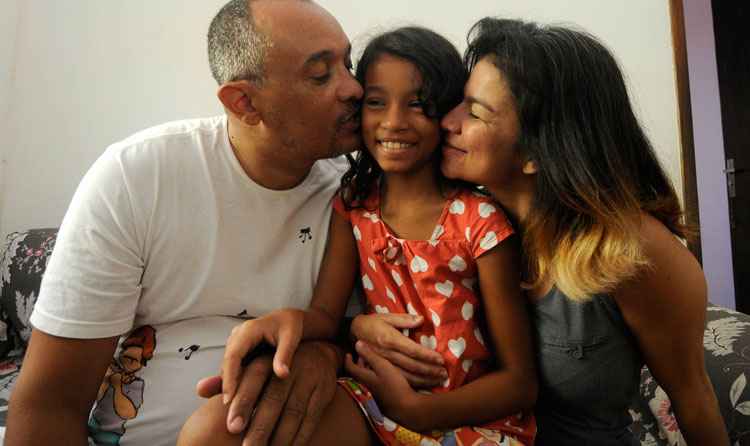 Alexandre César de Souza Rosa, que convive com a filha, Luana, de 9 anos, sem disputa judicial com a mãe dela, Cynara Jácome. Foto: Jair Amaral/EM/D.A. Press() Alexandre César de Souza Rosa, que convive com a filha, Luana, de 9 anos, sem disputa judicial com a mãe dela, Cynara Jácome. Foto: Jair Amaral/EM/D.A. Press/