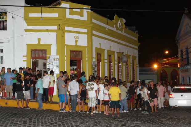 Bares do Sítio Histórico de Olinda devem ou não devem funcionar madrugada adentro? Foto: Edvaldo Rodrigues/DP/DA Press