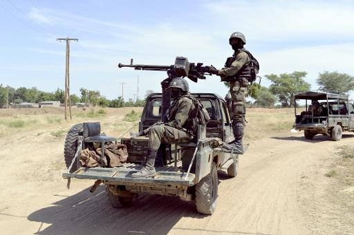 O Conselho de Segurança das Nações Unidas convocou nesta segunda-feira os países centro-africanos a estabelecer planos para a formação de uma força multinacional contra o grupo jihadista nigeriano Boko Haram
Foto: AFP Reinnier KAZE() O Conselho de Segurança das Nações Unidas convocou nesta segunda-feira os países centro-africanos a estabelecer planos para a formação de uma força multinacional contra o grupo jihadista nigeriano Boko Haram
Foto: AFP Reinnier KAZE/