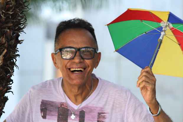 "Sempre as achei mais dengosas, charmosas e festeiras%u201D, explica Jota Michiles. Foto: Julio Jacobina/DP/D.A Press