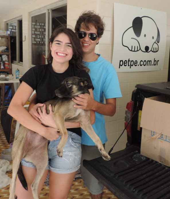 Manuela e Pedro estão juntos na causa da defesa dos animais. Foto: Arquivo pessoal
