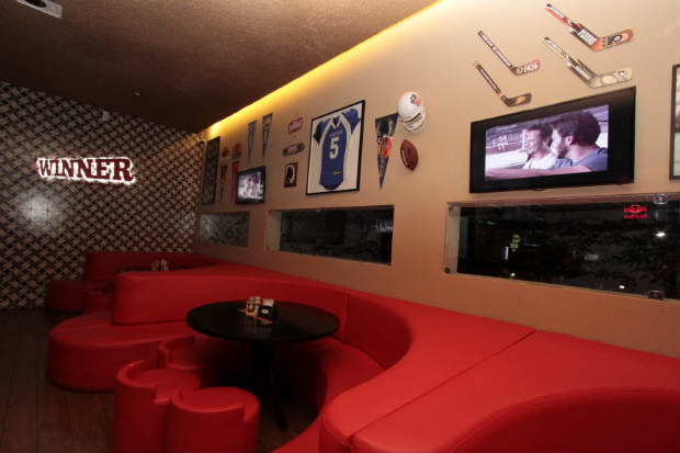 Winner Sport Bar é reduto de adolescentes na Zona Norte do Recife. Foto: Roberto Ramos/DP/DA Press
