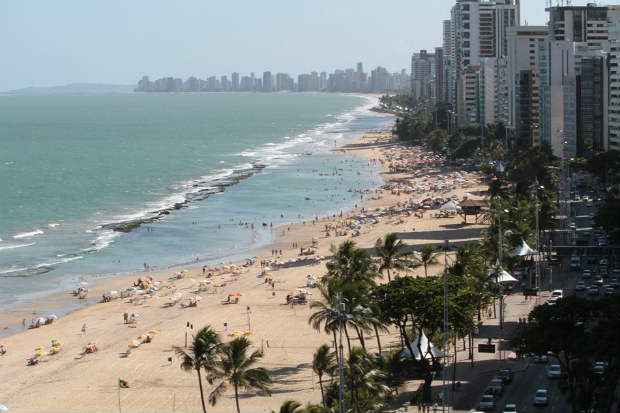 Praia de Boa Viagem é o cartão-postal da Zona Sul do Recife. Foto: Nando Chiappetta/DP/DA Press/