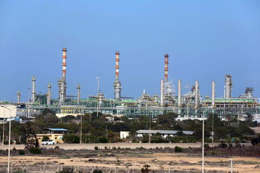Campo de petróleo perto de Zwara, oeste da Líbia, no dia 6 de janeiro de 2015. Islamitas radicais tomaram o controle de pelo menos dois campos de petróleo no centro da Líbia. Foto: AFP/Arquivos MAHMUD TURKIA() Campo de petróleo perto de Zwara, oeste da Líbia, no dia 6 de janeiro de 2015. Islamitas radicais tomaram o controle de pelo menos dois campos de petróleo no centro da Líbia. Foto: AFP/Arquivos MAHMUD TURKIA/