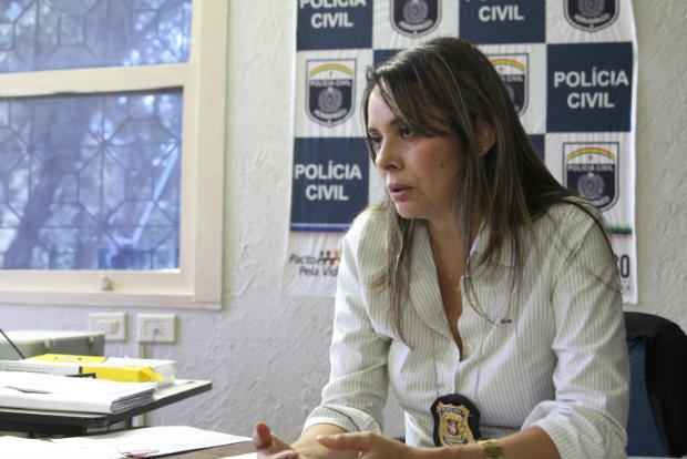 Delegada Silvana Carla diz que não é possível identificar as pessoas que aparecem nas imagens das câmeras de segurança do Hospital da Polícia Militar(Nando Chiappetta/DP/ D. A Press.) Delegada Silvana Carla diz que não é possível identificar as pessoas que aparecem nas imagens das câmeras de segurança do Hospital da Polícia Militar/Nando Chiappetta/DP/ D. A Press.