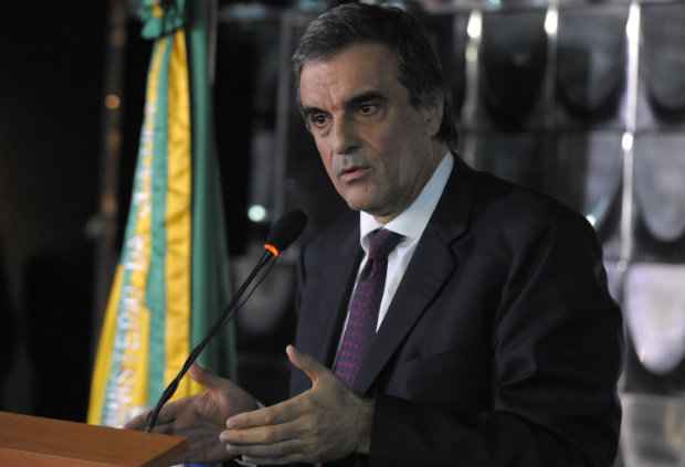 Ministro da Justiça José Eduardo Cardozo disse neste sábado que não há indícios para investigar Dilma. Foto: Isaac Amorim/ AG MJ() Ministro da Justiça José Eduardo Cardozo disse neste sábado que não há indícios para investigar Dilma. Foto: Isaac Amorim/ AG MJ/