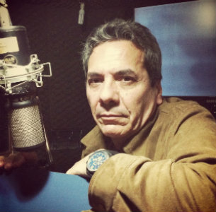 Leonardo Camillo é dublador há 37 anos. Foto: Arquivo Pessoal