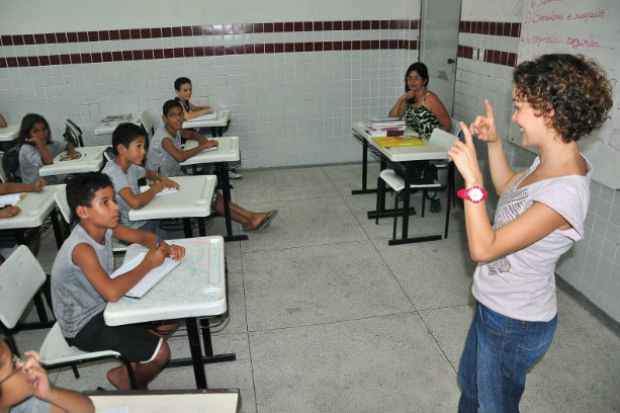 Alunos de sete institui&ccedil;&otilde;es p&uacute;blicas de ensino poder&atilde;o ter aulas atrav&eacute;s das Libras. Foto: Fabyana Mota/ON/D.A Press/