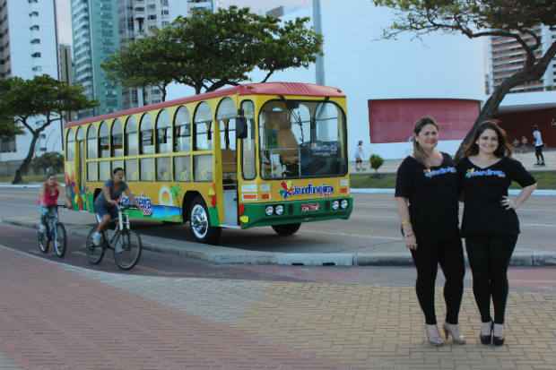 Ônibus foi completamente restaurado para receber turistas. Foto: Jardineira Tour/Divulgação/