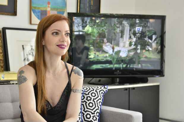 Julia concedeu entrevista na Casa Petiscos. Foto: João Sal/Divulgação/