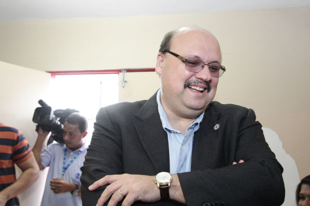 Mozart Sales, que já foi vereador do Recife pelo PT, assumiu diretoria da Hemobras. Foto: Alcione Ferreira/DP/D.A Press() Mozart Sales, que já foi vereador do Recife pelo PT, assumiu diretoria da Hemobras. Foto: Alcione Ferreira/DP/D.A Press/