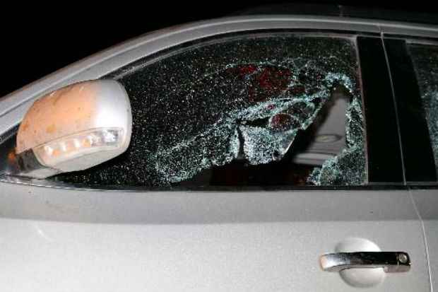 Carro que a vítima dirigia foi abordado e promotor foi alvejado por mais de 10 perfurações à bala() Carro que a vítima dirigia foi abordado e promotor foi alvejado por mais de 10 perfurações à bala/