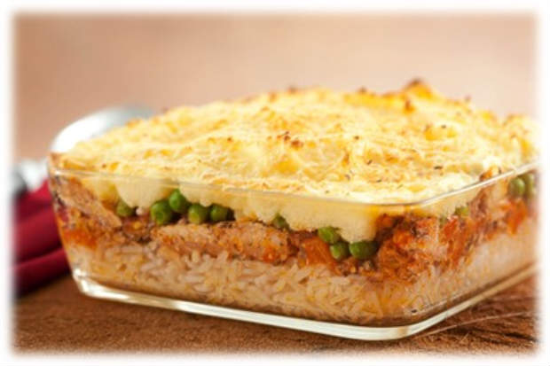 Escondidinho de arroz é feito com mandioca e sardinha e pode compor a mesa na Semana Santa. Foto: Gomes da Costa/ Divulgação