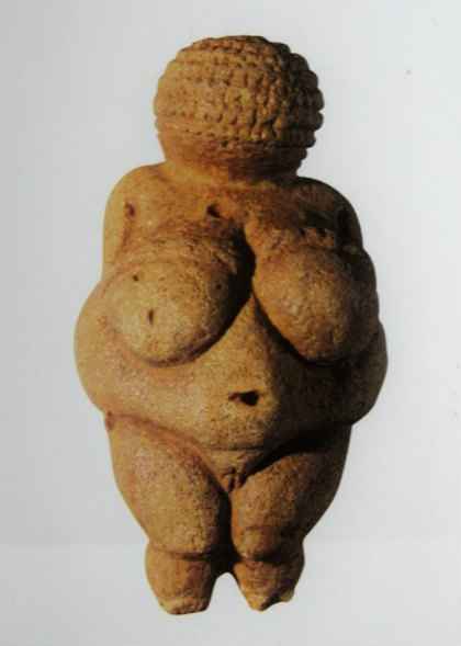 A estátua simboliza fertiliade para os povos antigos da Europa. Crédito: infopedia.pt/Reprod. Internet