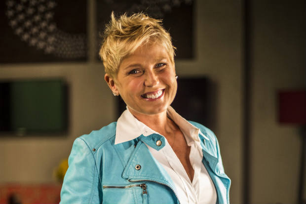 Apresentadora não poupou palavrões ao entrar na brincadeira. Foto: Aline Massuca/TV Globo() Apresentadora não poupou palavrões ao entrar na brincadeira. Foto: Aline Massuca/TV Globo/