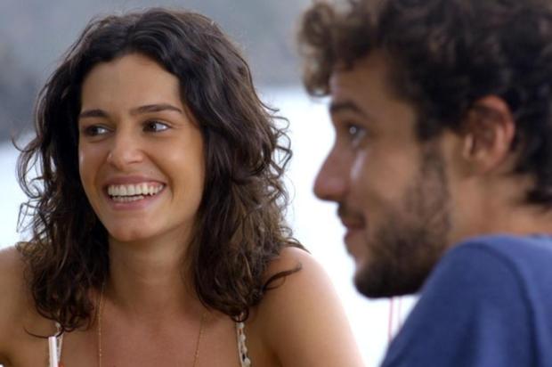 Gravidez de Taís (foto) deve afastar Pedro de Julia (Isabelle Drummond). Crédito: Globo/Divulgação() Gravidez de Taís (foto) deve afastar Pedro de Julia (Isabelle Drummond). Crédito: Globo/Divulgação/
