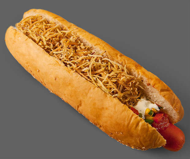 Chef Gustavo Veiga ensina a receita do pão tradicional usado em hot dogs. Foto: 4Comunicação/ Divulgação() Chef Gustavo Veiga ensina a receita do pão tradicional usado em hot dogs. Foto: 4Comunicação/ Divulgação/