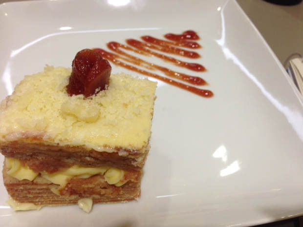 Bolo de rolo também faz parte do menu do Café Trieste. Foto: Mirella Monteiro