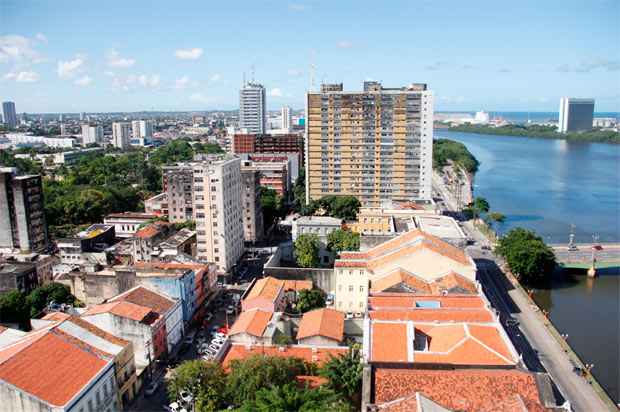 Santo Amaro em perspectiva: Secretário de Planejamento Urbano planejamento, Antônio Alexandre, diz que é preciso repensar o planejamento com foco no equilíbrio. Foto: Debora Rosa/Esp. DP/D.A.Press