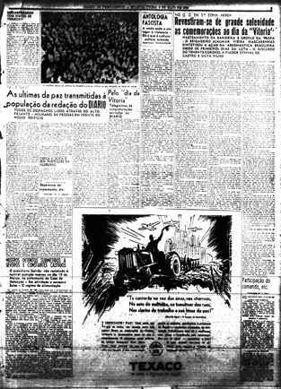 Os recifenses celebraram o fim da Guerra na Europa após o anúncio feito pelo Diario na antiga sede da Praça da Independência. (Foto: Arquivo DP/D.A Press)