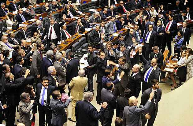 Deputados decidirão nesta quarta-feira sobre outros pontos da MP, como a permissão para o Legislativo realizar parcerias público-privadas. (Foto: Luis Macedo/Câmara dos Deputados)/ Deputados decidirão nesta quarta-feira sobre outros pontos da MP, como a permissão para o Legislativo realizar parcerias público-privadas. (Foto: Luis Macedo/Câmara dos Deputados)/