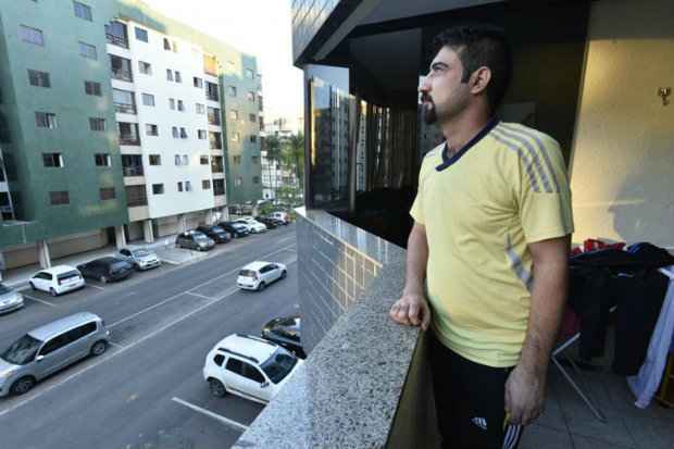"Nossa cidade acabou. Ela era linda, tinha prédios e construções bonitas. Acabou tudo. Por fim, vivíamos em campos de refugiados", Hasan Qasim Hassoon, 33 anos. (Foto: Daniel Ferreira/CB/D.A Press)/ "Nossa cidade acabou. Ela era linda, tinha prédios e construções bonitas. Acabou tudo. Por fim, vivíamos em campos de refugiados", Hasan Qasim Hassoon, 33 anos. (Foto: Daniel Ferreira/CB/D.A Press)/