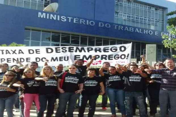 Funcionários pretendem se reunir com deputados pernambucanos para relatar os problemas enfrentados pela pesquisa no estado. Foto: SINTEEPE/Divulgação/