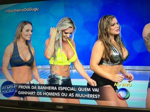 Roupa de banho comportada dos participantes foi alvo de crítica nas redes sociais