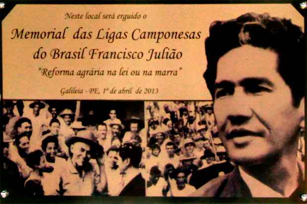 Pedra fundamental das Ligas Camponesas, erguido no Engenho Galileia, rende homenagem a Francisco Julião. Foto: Arquivo DP/ D.A.Press