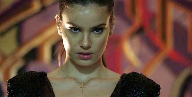 Camila Queiroz estreia em novelas como protagonista. Foto: Globo/Divulga&ccedil;&atilde;o/