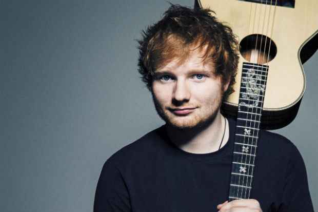 A garota cantava Thinking out loud, um dos principais hits do artista. Foto: Ben Watts/Reprodução