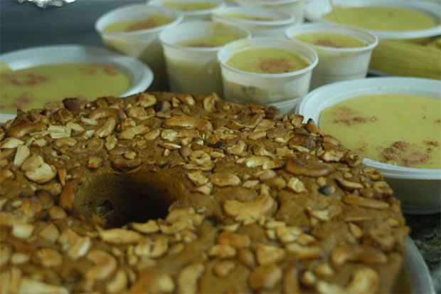 O tradicional pé de moleque, um dos símbolos do São João. Foto: Alexandre Gondim/DP/DA Press