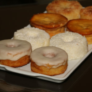 Bolinhos disponíveis no Caffè Trieste, no Empório Gourmet, no Paiva. Foto: Caffè Trieste/ Divulgação