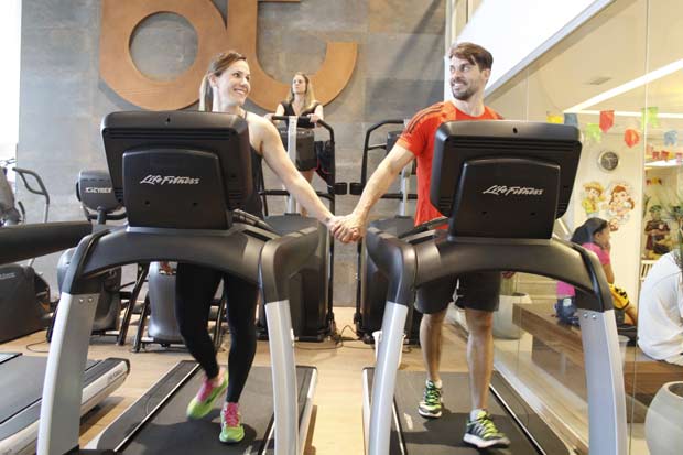 A paquera entre Ana Carolina e Antônio começou em uma academia. Foto: Rodrigo Silva/Esp.DP/D.A Press