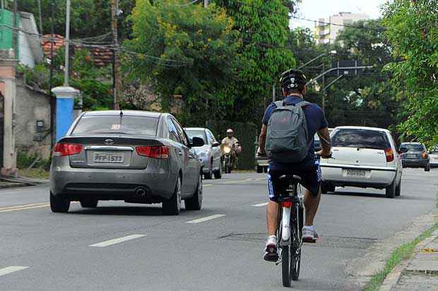 Ciclistas devem seguir algumas orientações para pedalar com segurança. Foto: Foto:Teresa Maia/DP/D.A Press/ Ciclistas devem seguir algumas orientações para pedalar com segurança. Foto: Foto:Teresa Maia/DP/D.A Press/