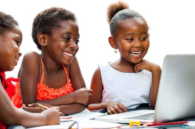 A empresa deverá entregar, pelo menos, 750 mil dispositivos, no prazo máximo de cinco anos. Foto: Positivo/Divulgação/