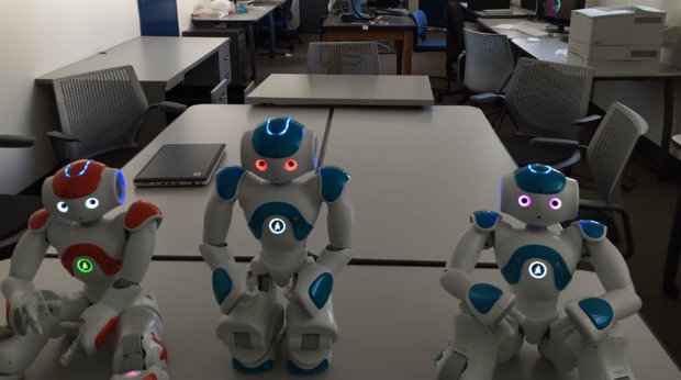 Um dos rob&ocirc;s foi capaz de resolver o teste. (Foto: Reprodu&ccedil;&atilde;o/YouTube)/