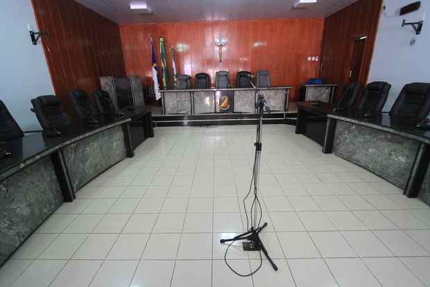 População de Caruaru paga a conta e vereadores investigados continuam a receber salários. Foto: Annaclarice Almeida/DP/D.A. Press/ População de Caruaru paga a conta e vereadores investigados continuam a receber salários. Foto: Annaclarice Almeida/DP/D.A. Press/