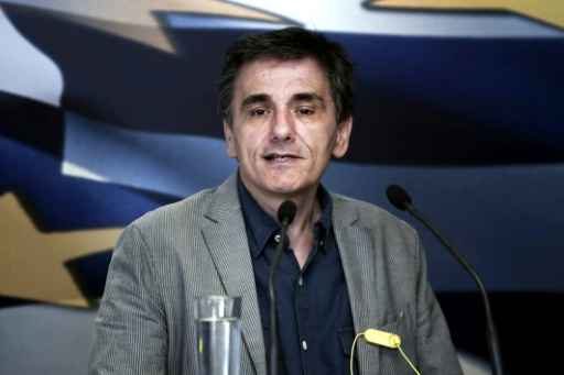O ministro das Finanças grego, Euclides Tsakalotos, discursando em Atenas. Foto: Angelos Tzortzinis/AFP/ O ministro das Finanças grego, Euclides Tsakalotos, discursando em Atenas. Foto: Angelos Tzortzinis/AFP/