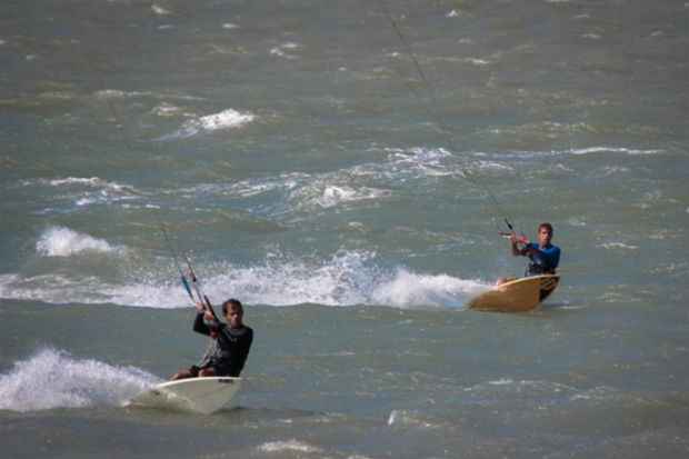 O kitesurfe é uma das modalidades do evento: aventura. Foto: Surfin Sem Fim/DP/DA Press