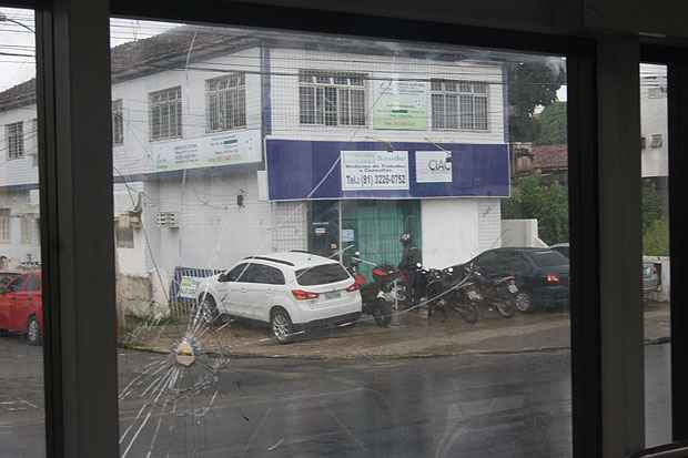 A manutenção nas estações só ocorre quando há necessidade de algum reparo e atrasa pela falta de material. Foto: Henrique Souza/Esp DP/D.A Press