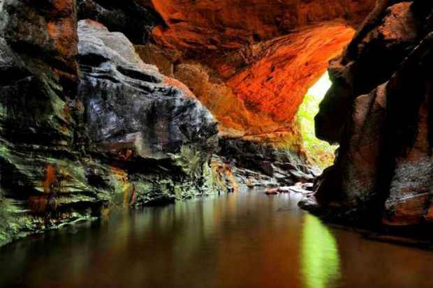 Na Cachoeira do Caverna: a paisagem surpreende no local. Foto: Antônio Cunha/CB/DA Press